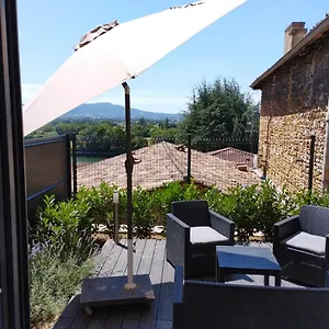 Trevoux: Loft Ravissant Avec Terrasse Apartment